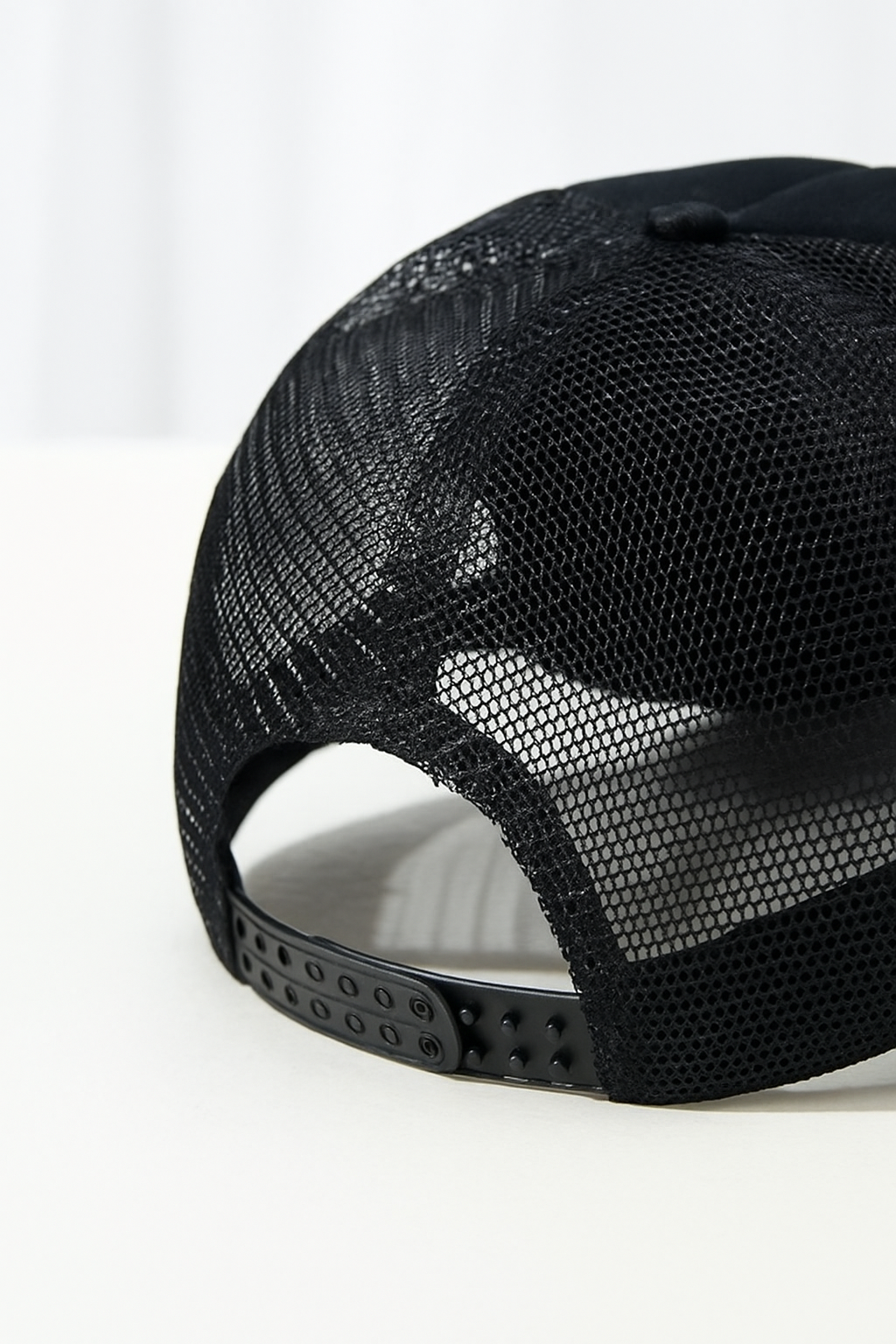 Relentless mesh baseball cap